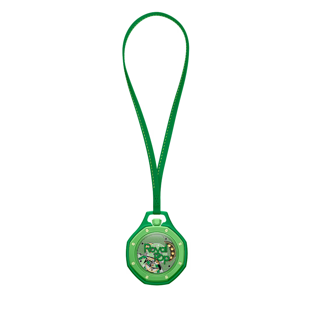 Royal Pop GREEN EIGHT watch angled studio image