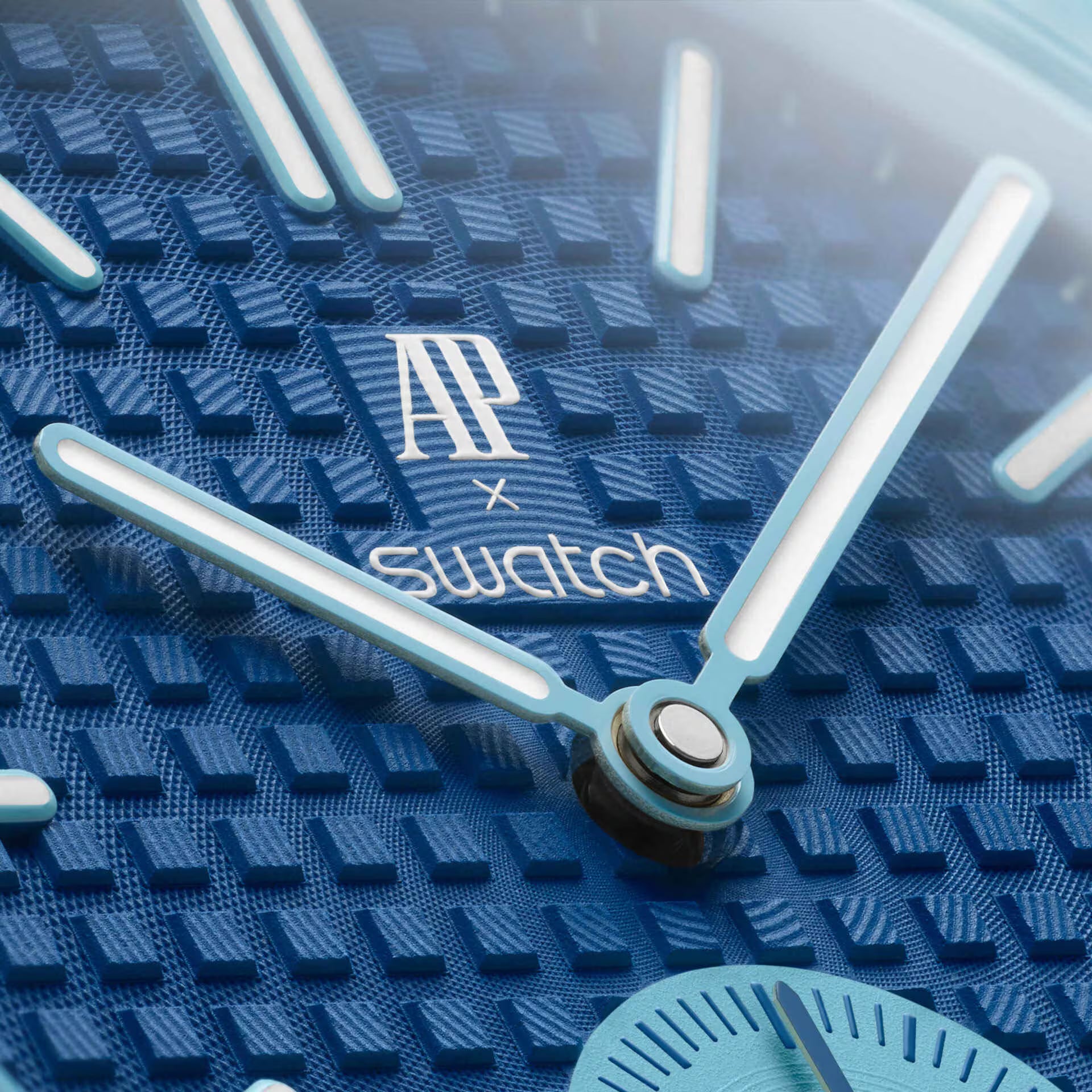 Royal Pop LAN BA watch side detail image