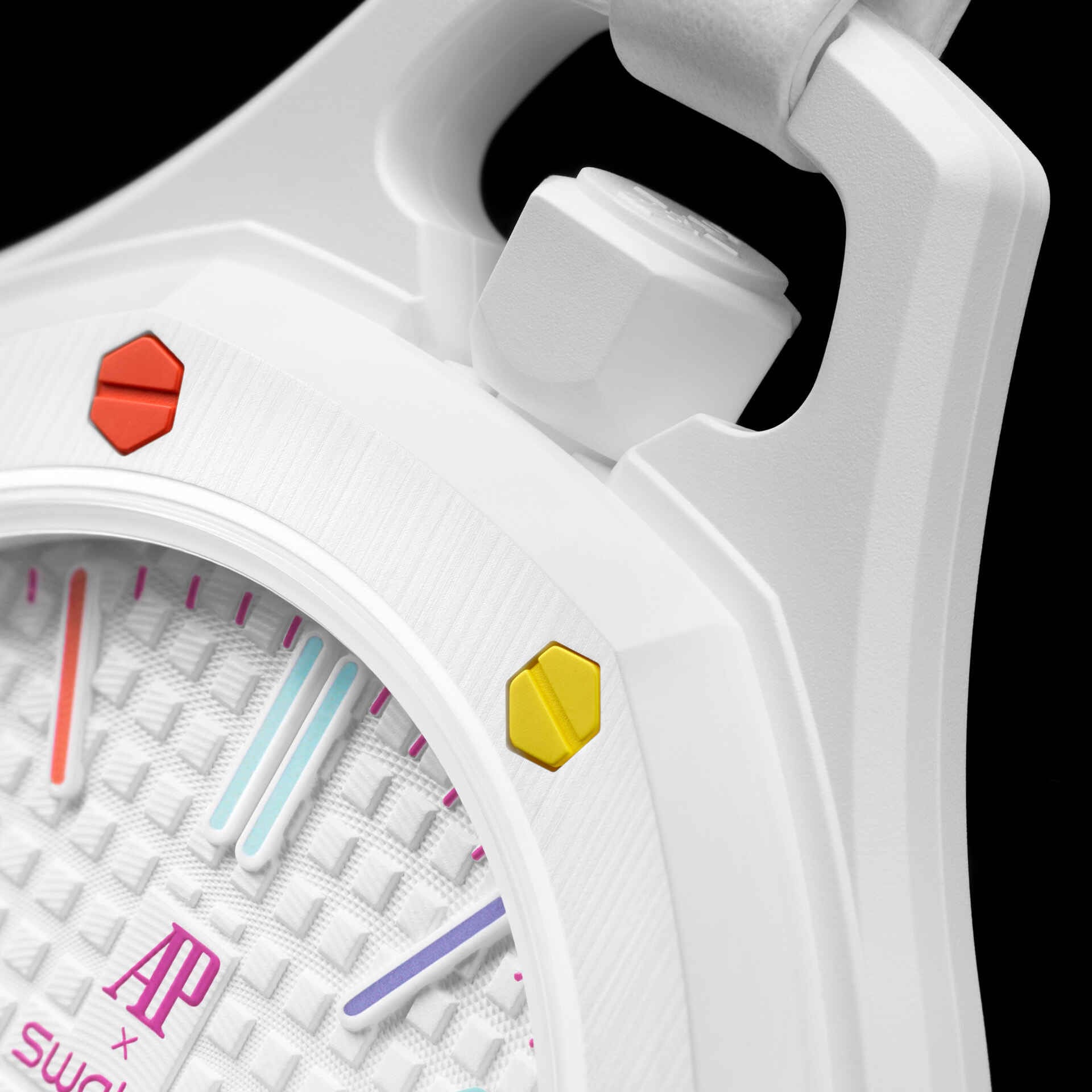 Royal Pop HUIT BLANC watch side detail image